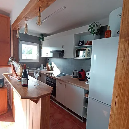 Cosette Emperatriz Apartment